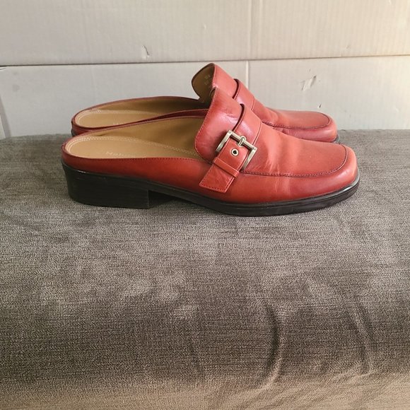 Red naturalizer shoes - Picture 2 of 4